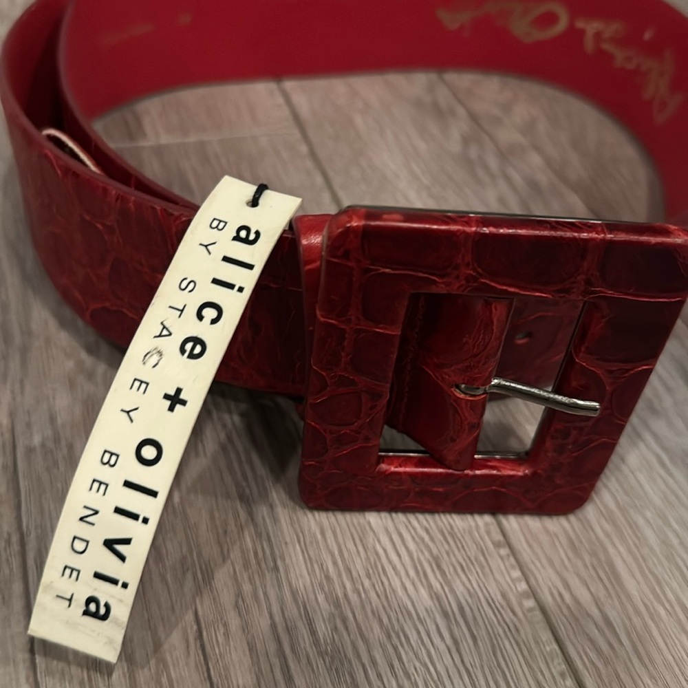 Alice + Olivia Leather Belt